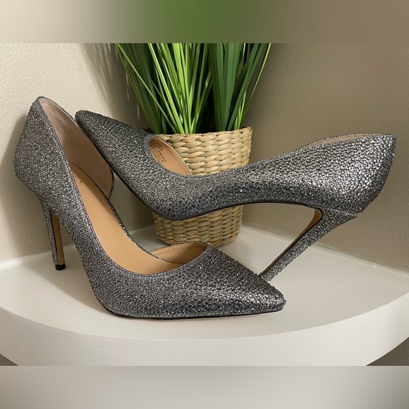 Sparkling Grey/Silver Heels - Picture 7 of 12